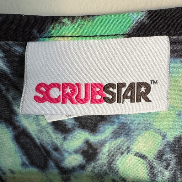 Scrubstar Women's Short‎ Sleeve V-Neck Scrub Top Abstract Tie-Dye Multicolor S - Picture 4 of 11